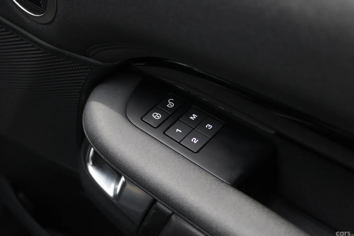 Land Rover Discovery Van, Diesel, 2019, Grey