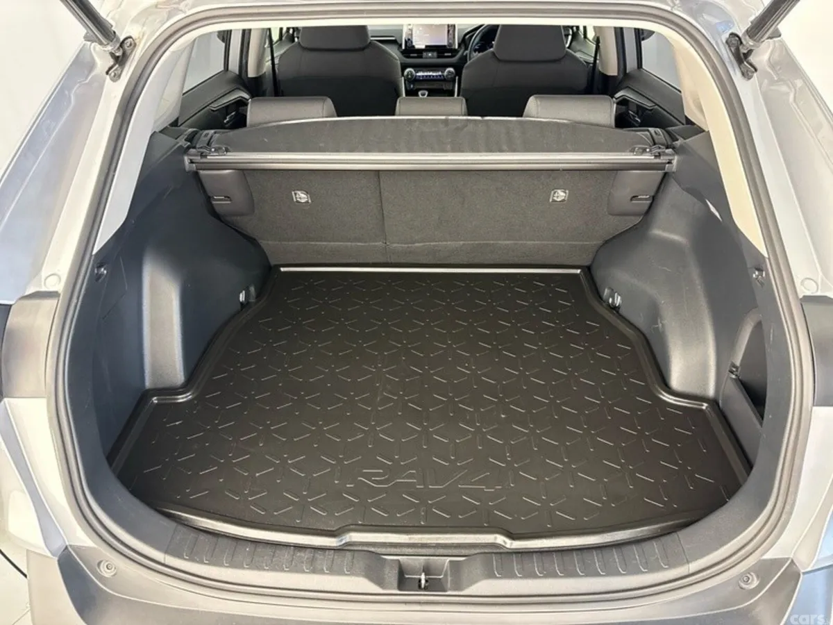Toyota RAV4 SUV, Petrol Hybrid, 2022, Grey