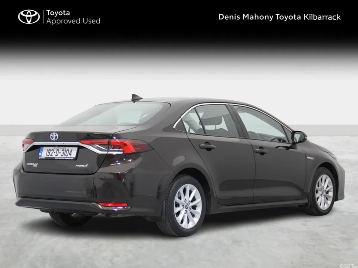 Toyota Corolla Saloon, Petrol Hybrid, 2019, Brown
