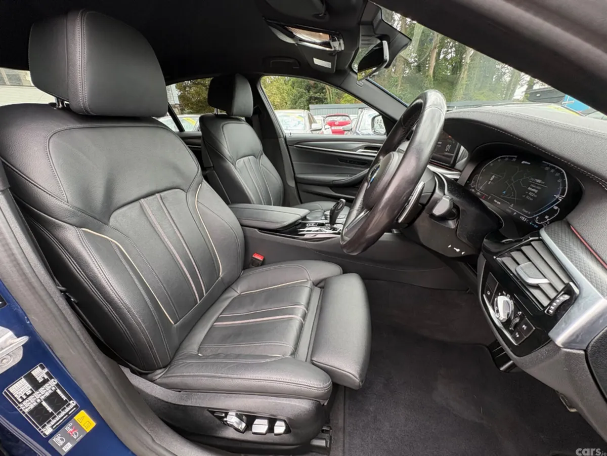 BMW 5-Series Saloon, Petrol Plug-in Hybrid, 2022, Blue