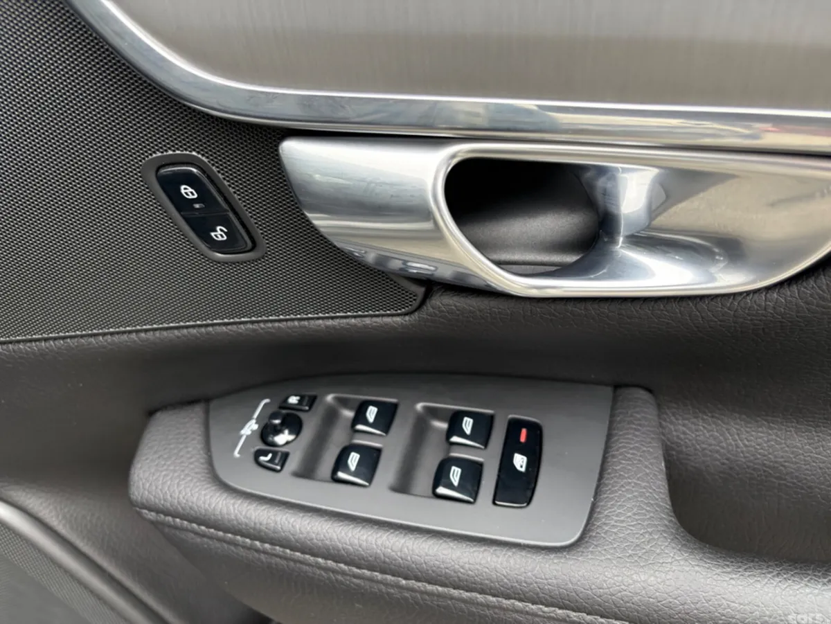 Volvo V90 Estate, Diesel, 2018, Grey
