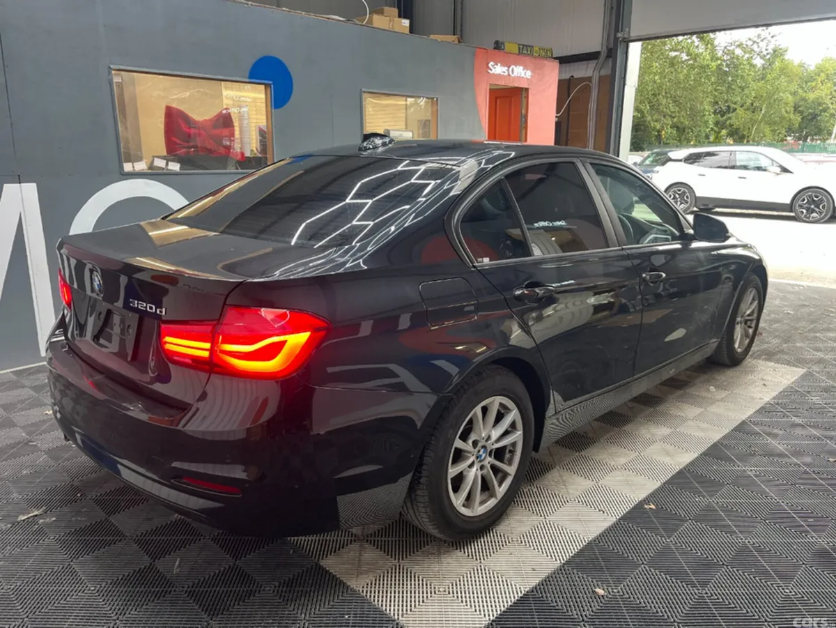 BMW 3-Series Saloon, Diesel, 2017, Black