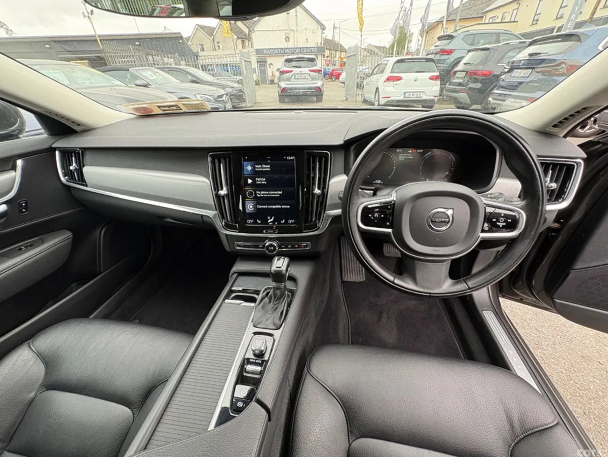 Volvo V90 Estate, Diesel, 2018, Grey