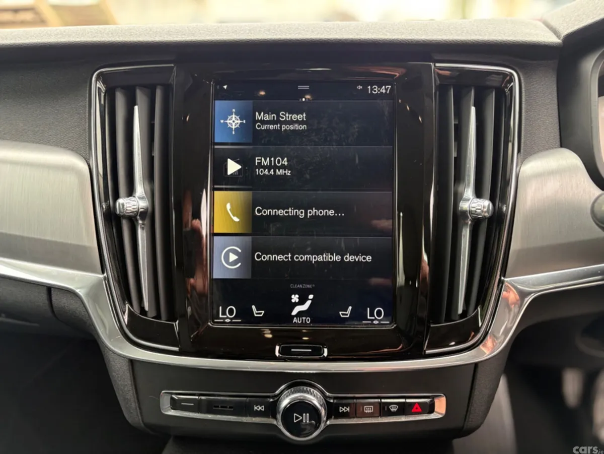 Volvo V90 Estate, Diesel, 2018, Grey