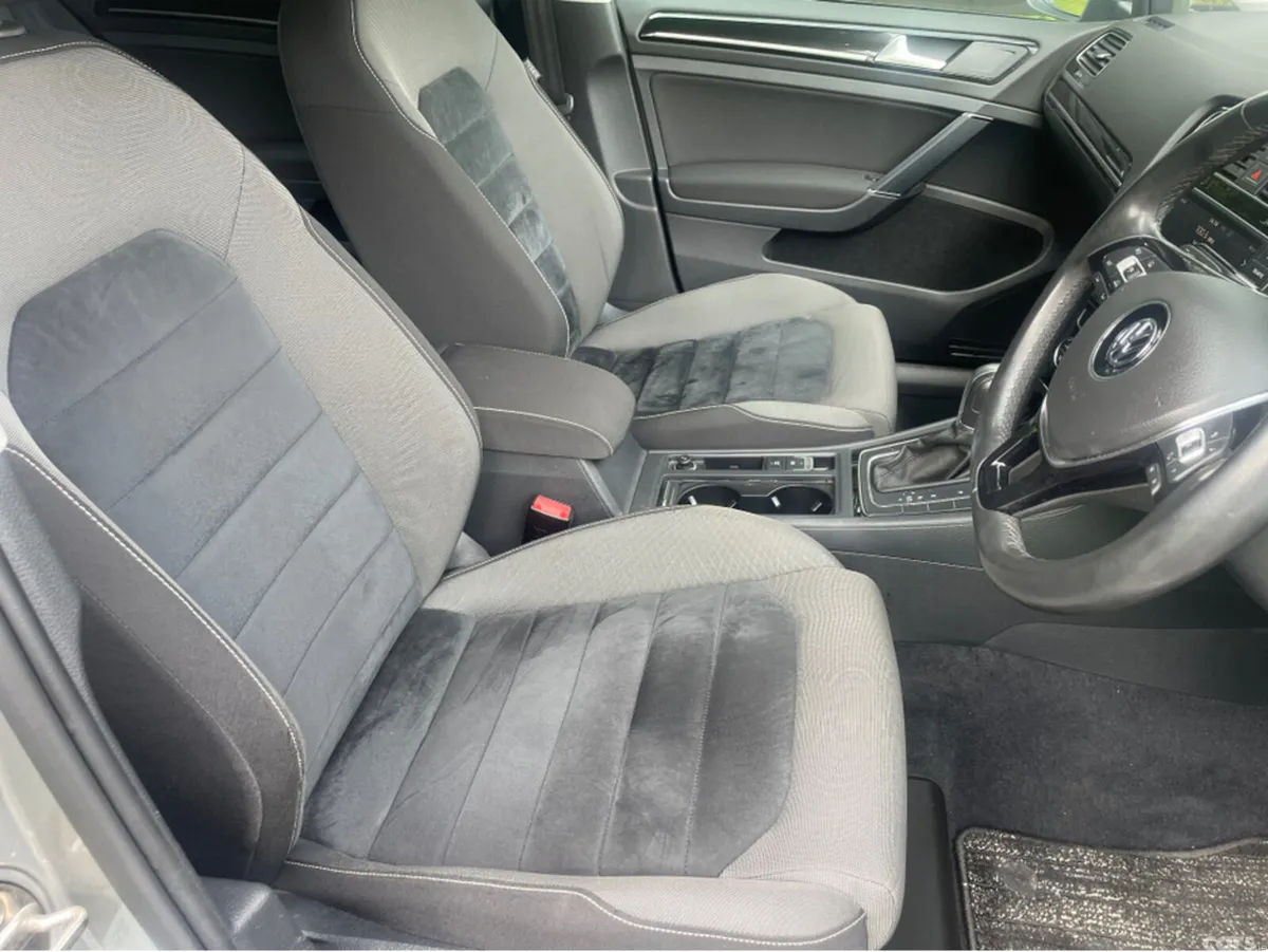 Volkswagen Golf Hatchback, Petrol, 2016, Gold