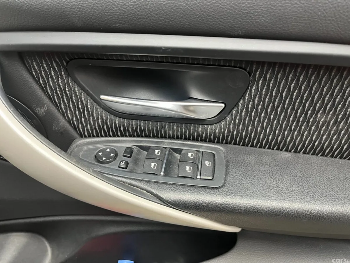 BMW 3-Series Saloon, Diesel, 2017, Black