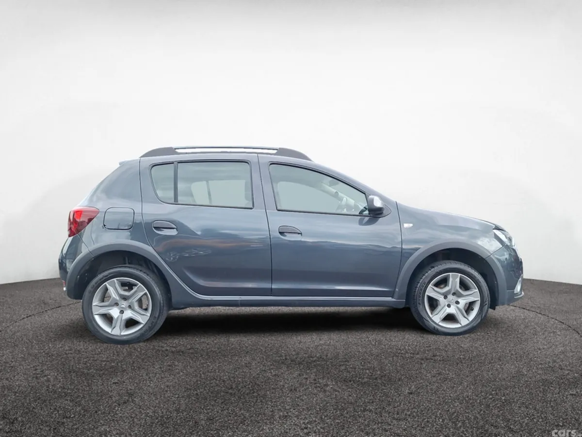 Dacia Sandero Hatchback, Diesel, 2018, Grey