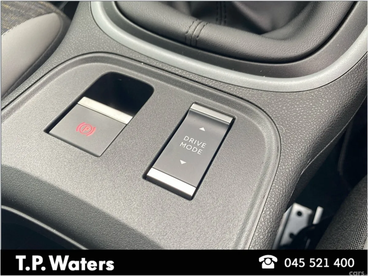 Jeep Avenger Hatchback, Petrol, 2026, Grey