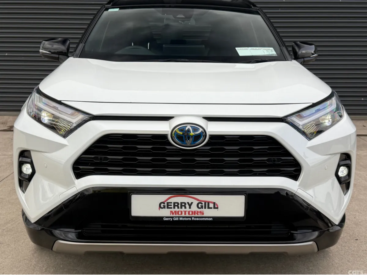 Toyota RAV4 SUV, Petrol Hybrid, 2024, White