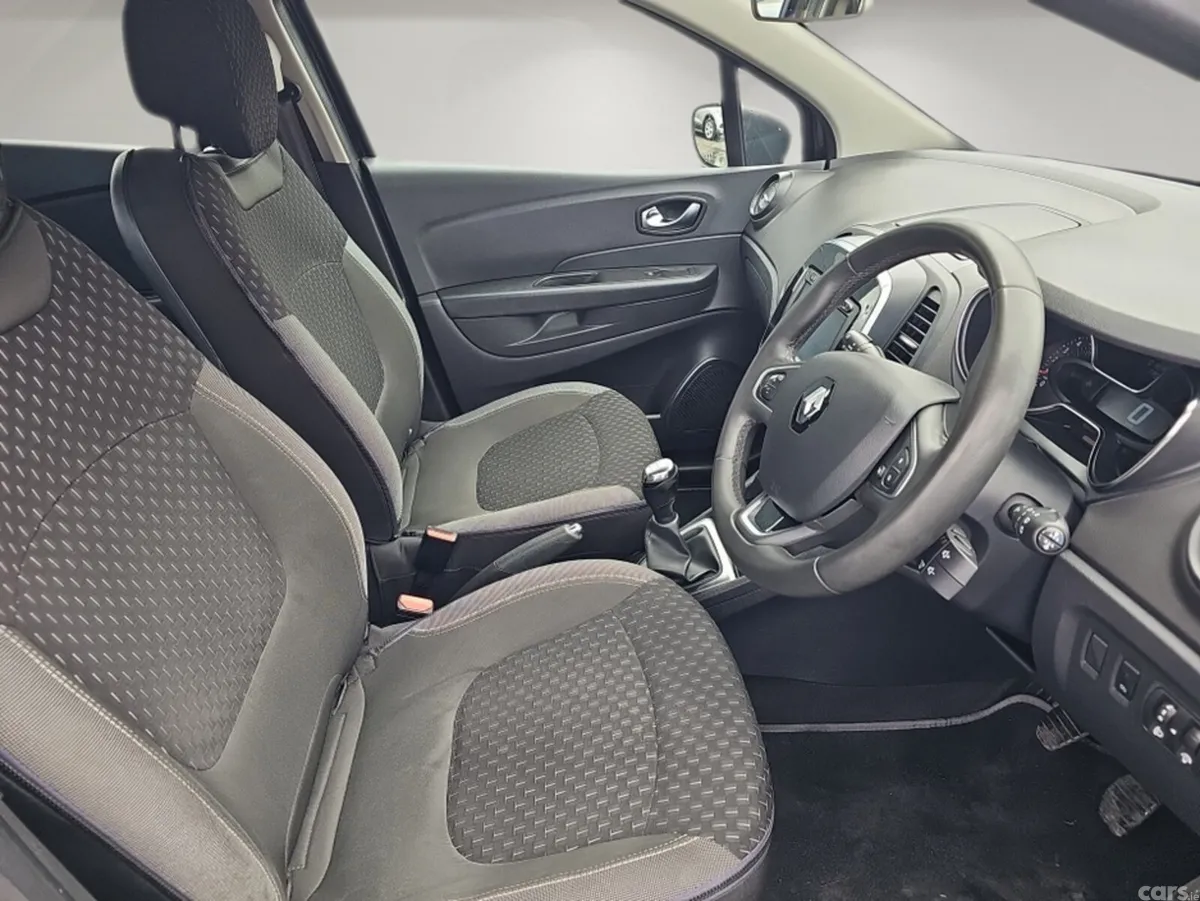Renault Captur Hatchback, Petrol, 2018, Black