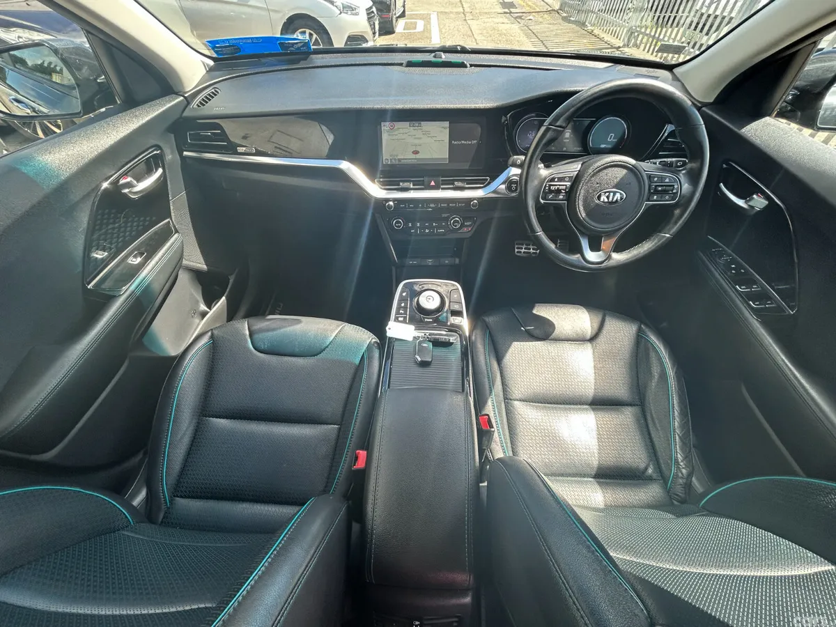 Kia e-Niro SUV, Electric, 2021, Grey