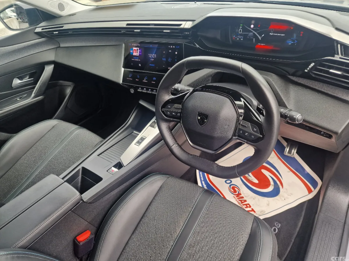 Peugeot 308 Estate, Diesel, 2023, Grey