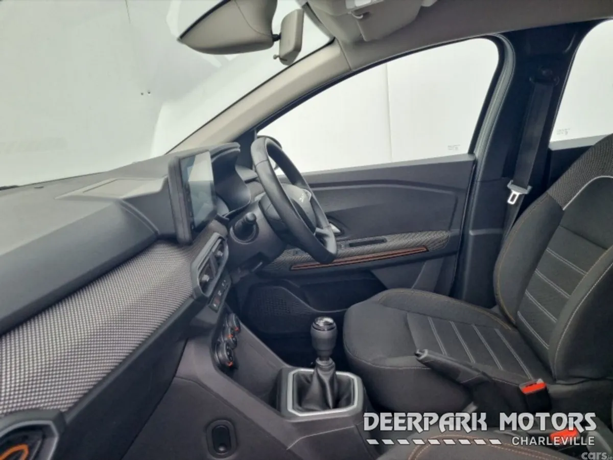 Dacia Sandero Stepway Hatchback, Petrol, 2023, Grey