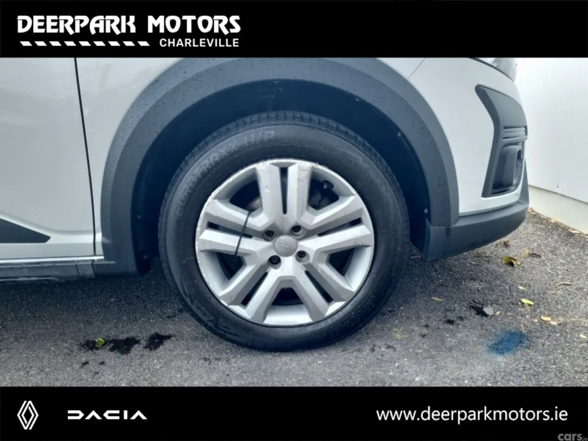 Dacia Sandero Stepway Hatchback, Petrol, 2023, Grey