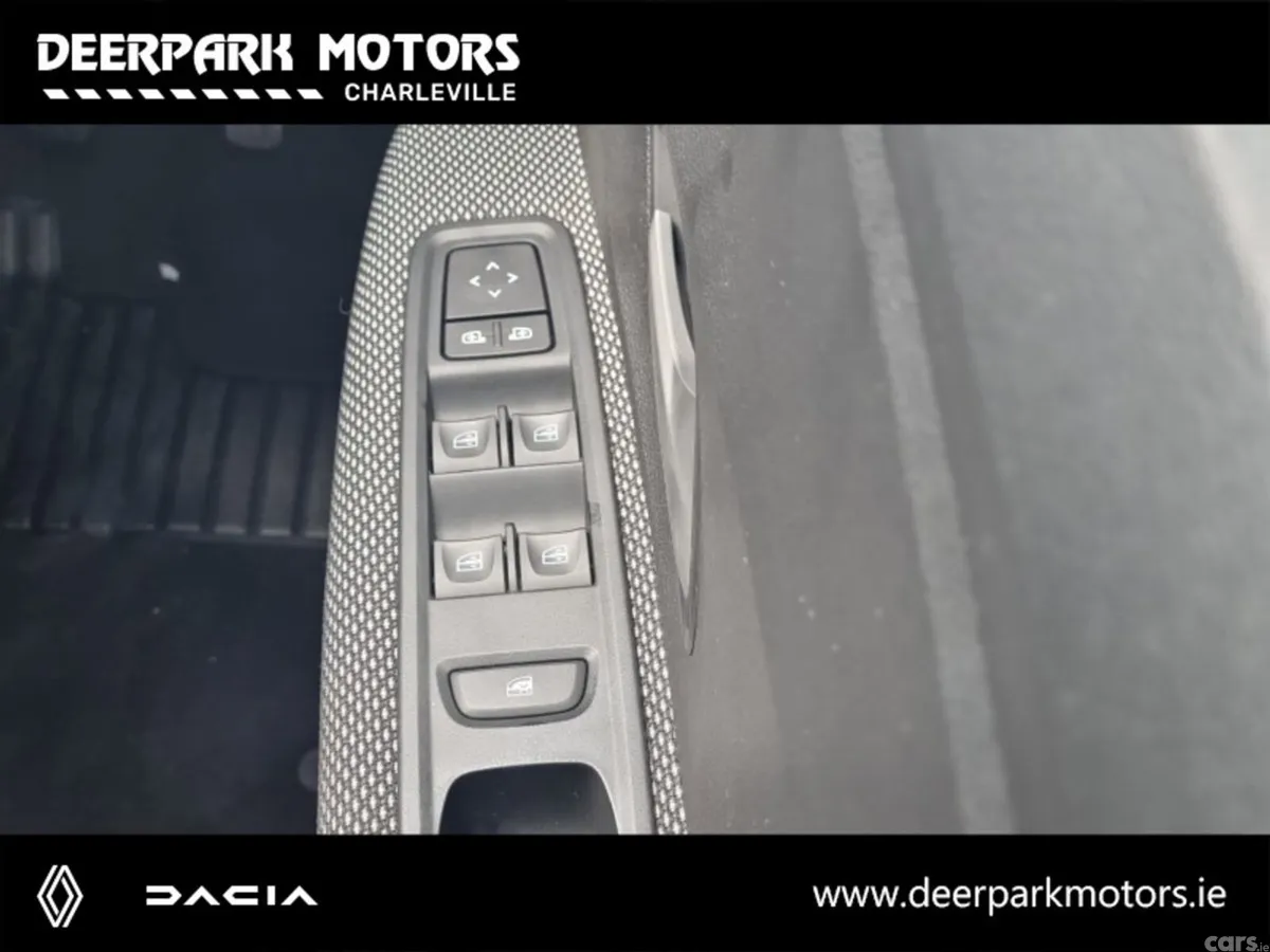 Dacia Sandero Stepway Hatchback, Petrol, 2023, Grey