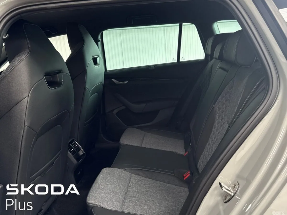 Skoda Octavia Estate, Diesel, 2026, Grey