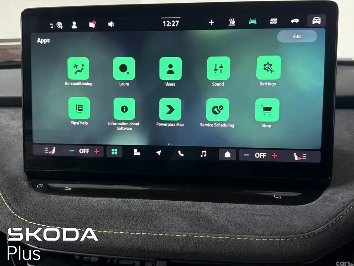 Skoda Elroq SUV, Electric, 2025, Green