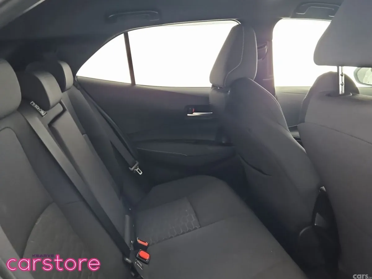 Toyota Corolla Hatchback, Petrol Hybrid, 2019, White