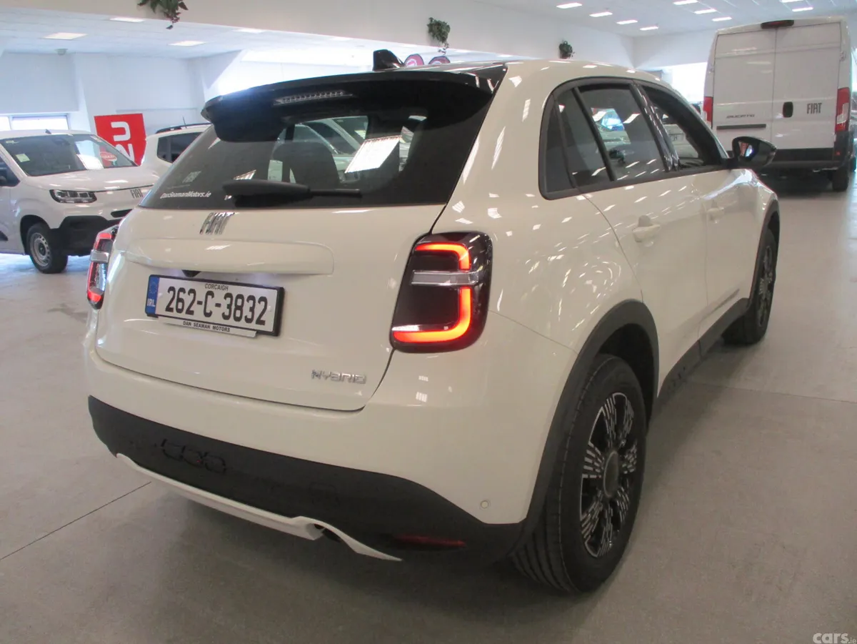 Fiat 600 Hatchback, Petrol Hybrid, 2026, White