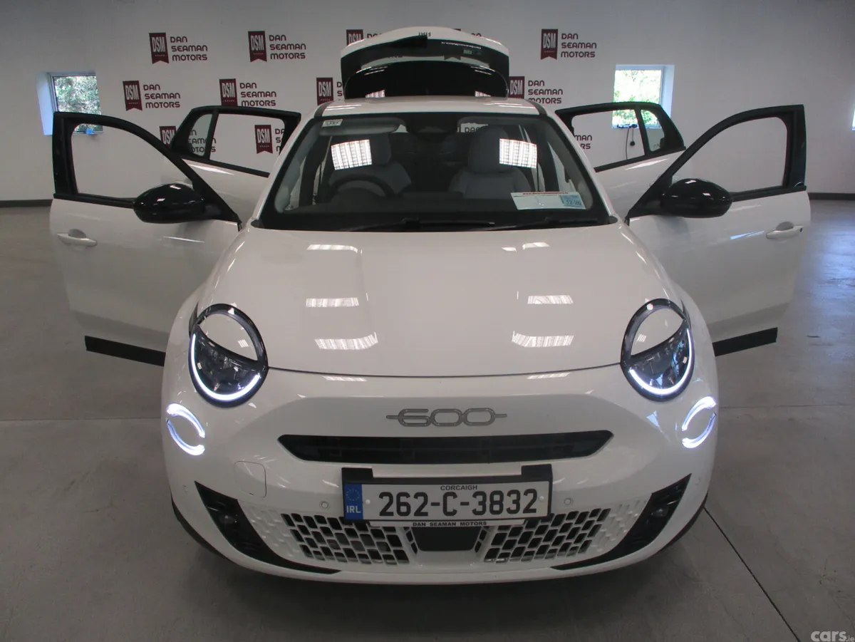 Fiat 600 Hatchback, Petrol Hybrid, 2026, White