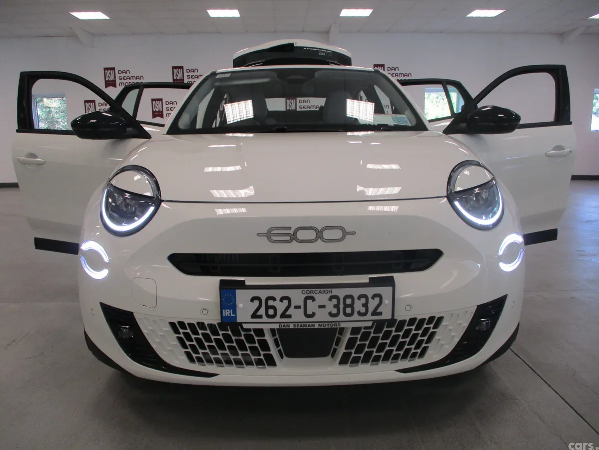 Fiat 600 Hatchback, Petrol Hybrid, 2026, White