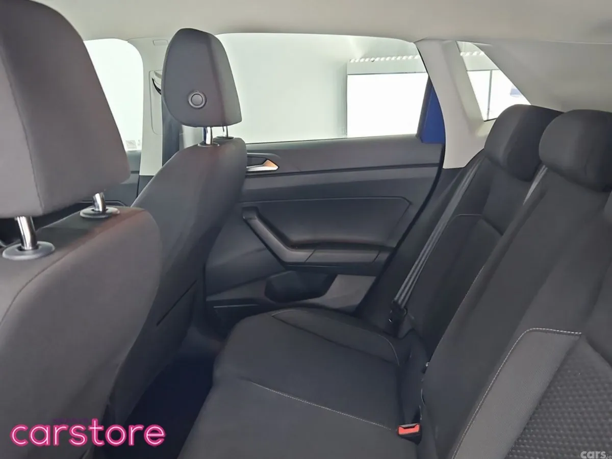 Volkswagen Polo Hatchback, Petrol, 2021, Blue