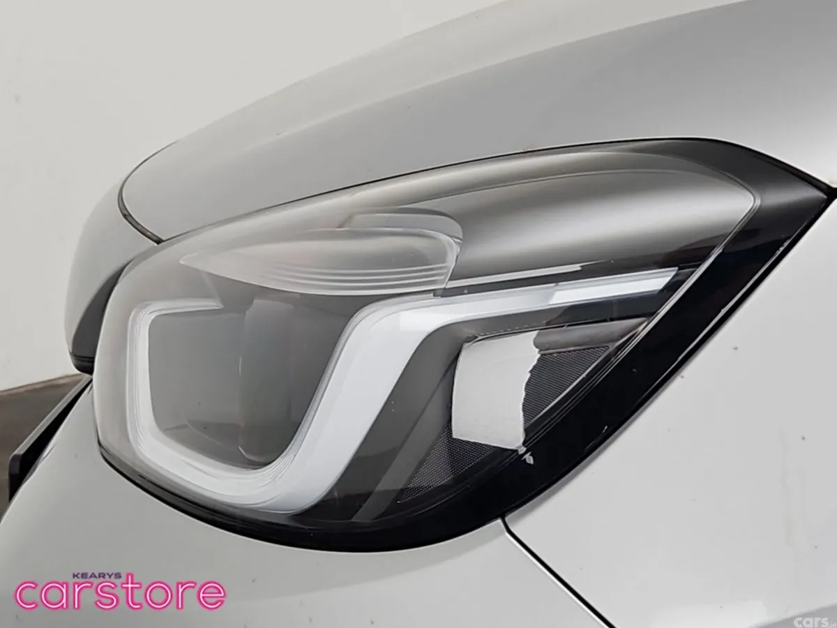 Honda Fit Hatchback, Petrol Hybrid, 2023, White