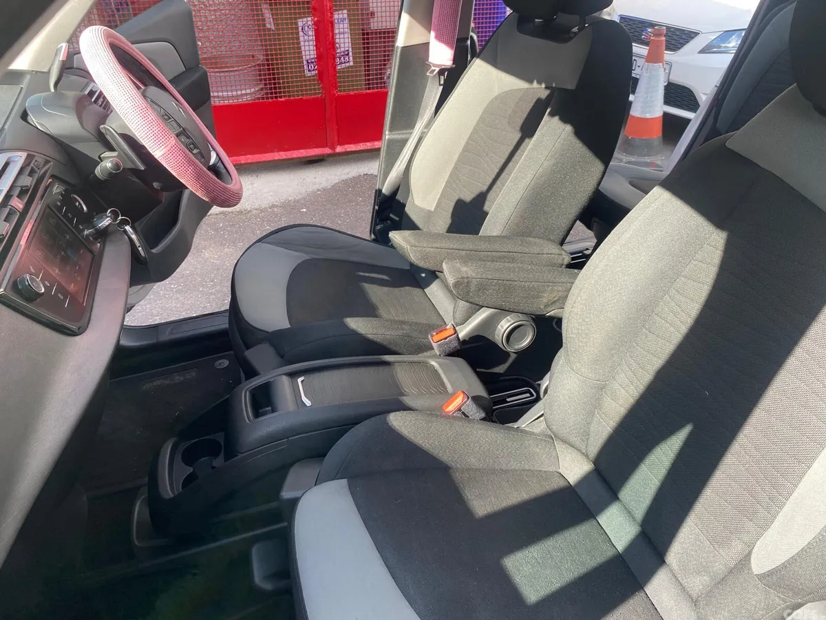 Citroen C4 Hatchback, Diesel, 2015, Silver