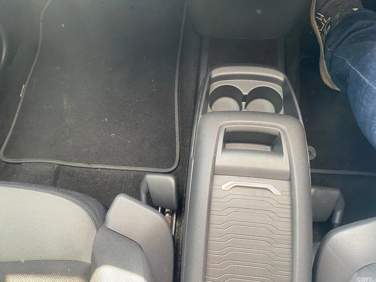 Citroen C4 Hatchback, Diesel, 2015, Silver
