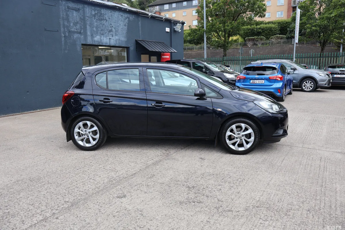 Opel Corsa Hatchback, Petrol, 2019, Blue
