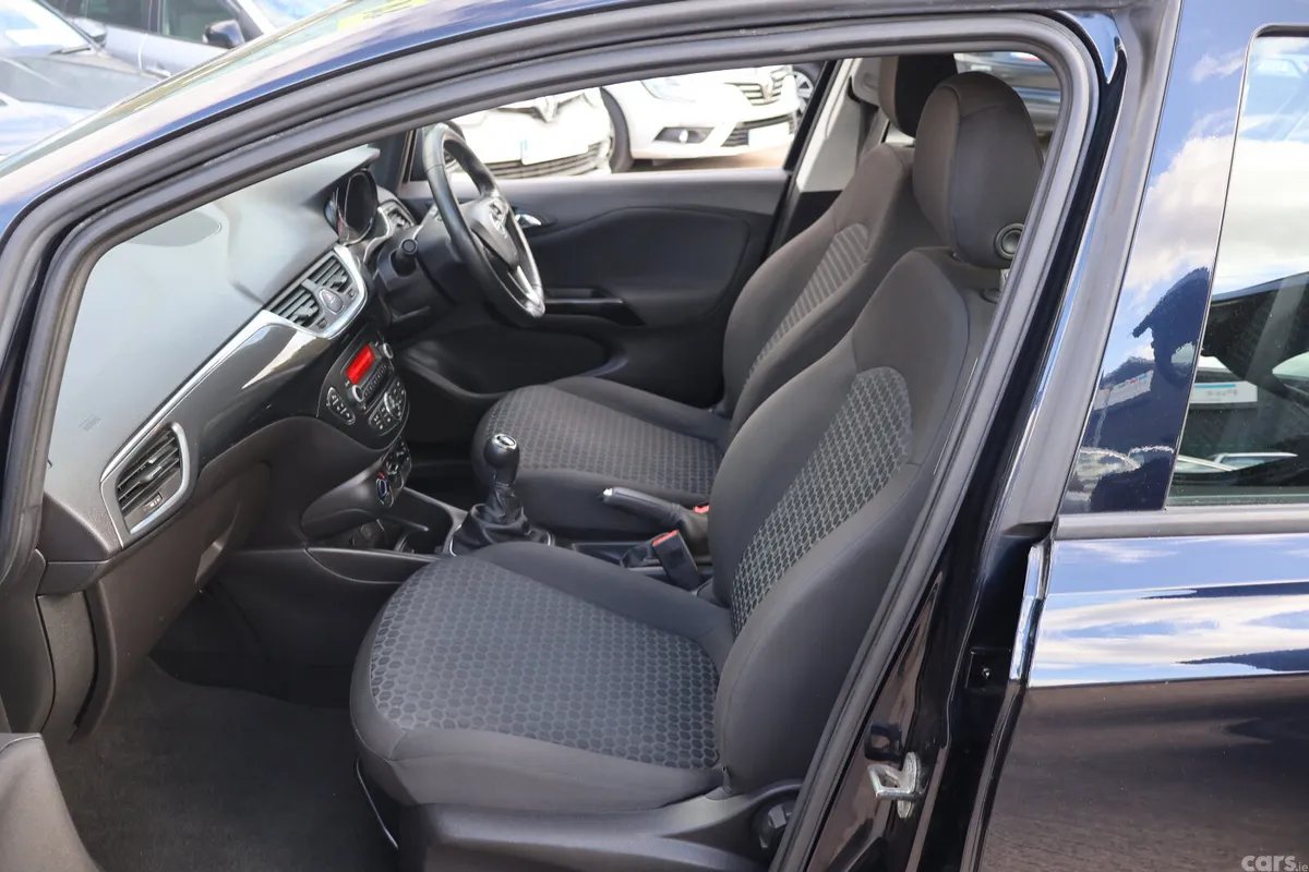 Opel Corsa Hatchback, Petrol, 2019, Blue