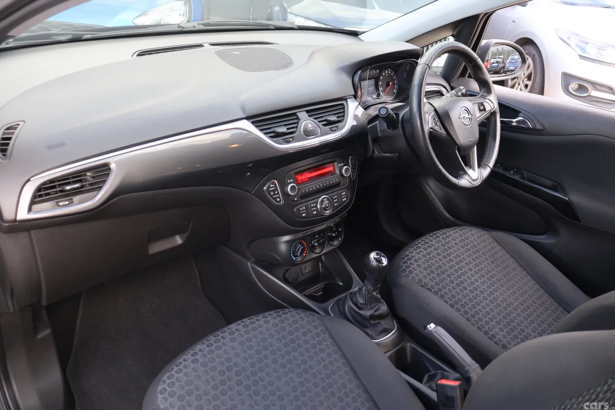 Opel Corsa Hatchback, Petrol, 2019, Blue