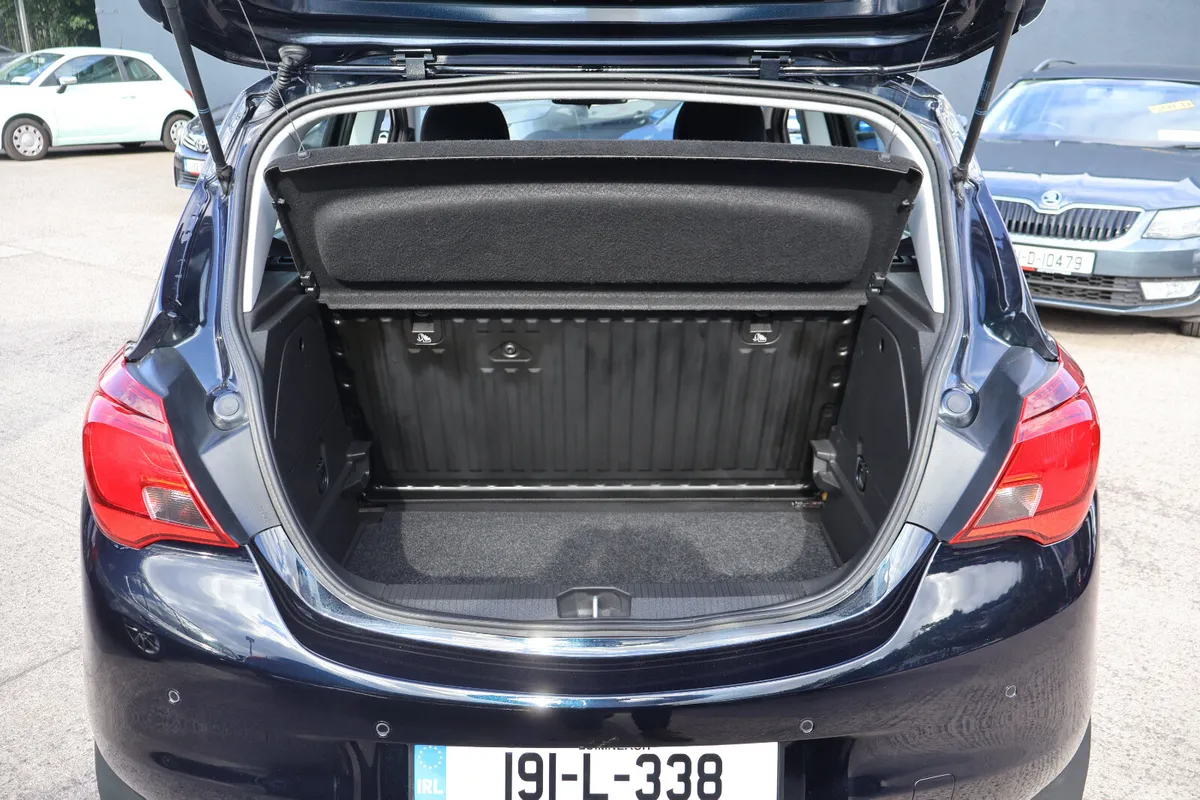 Opel Corsa Hatchback, Petrol, 2019, Blue