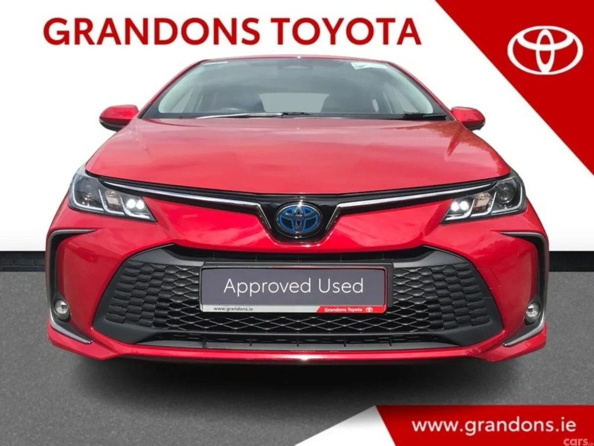 Toyota Corolla Saloon, Petrol Hybrid, 2023, Red
