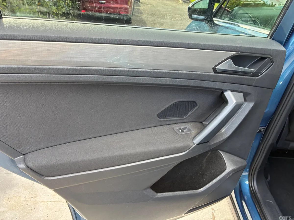 Volkswagen Tiguan SUV, Diesel, 2018, Blue