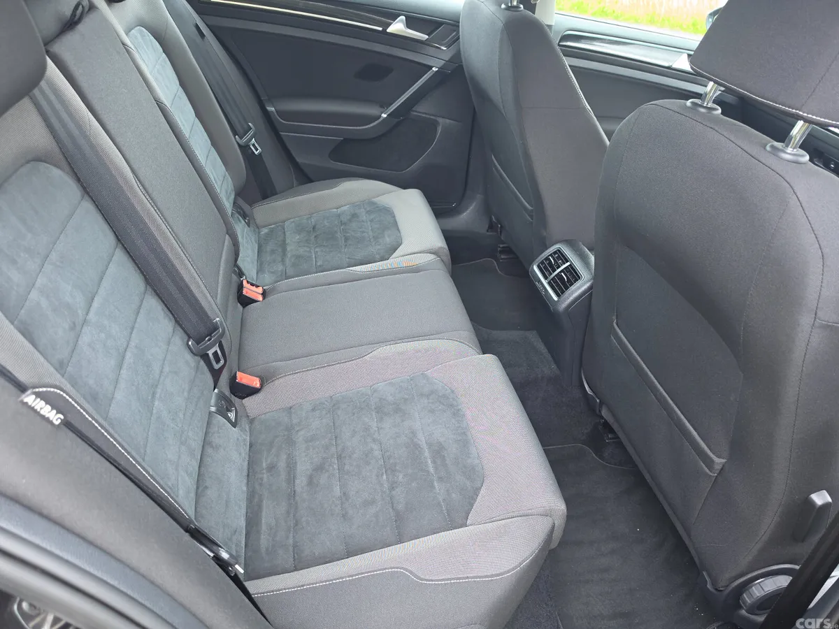 Volkswagen Golf Hatchback, Petrol, 2014, Black
