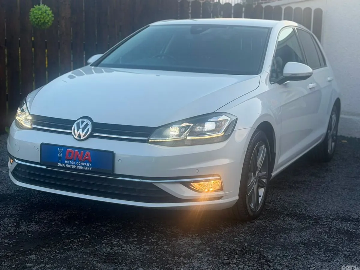 Volkswagen Golf Hatchback, Petrol, 2019, 