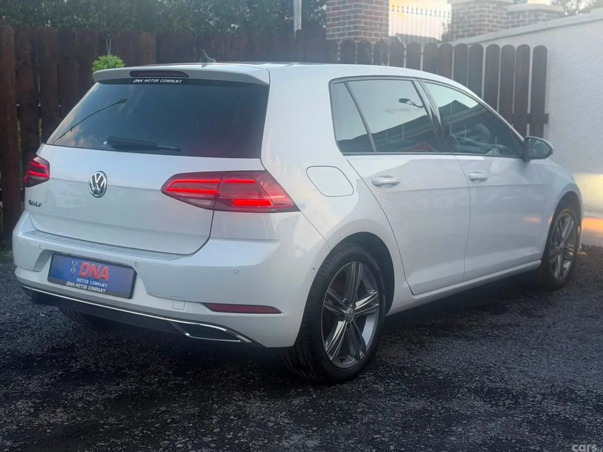 Volkswagen Golf Hatchback, Petrol, 2019, 