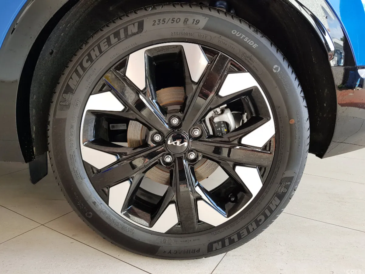 Kia Sportage MPV, Petrol Plug-in Hybrid, 2026, Blue