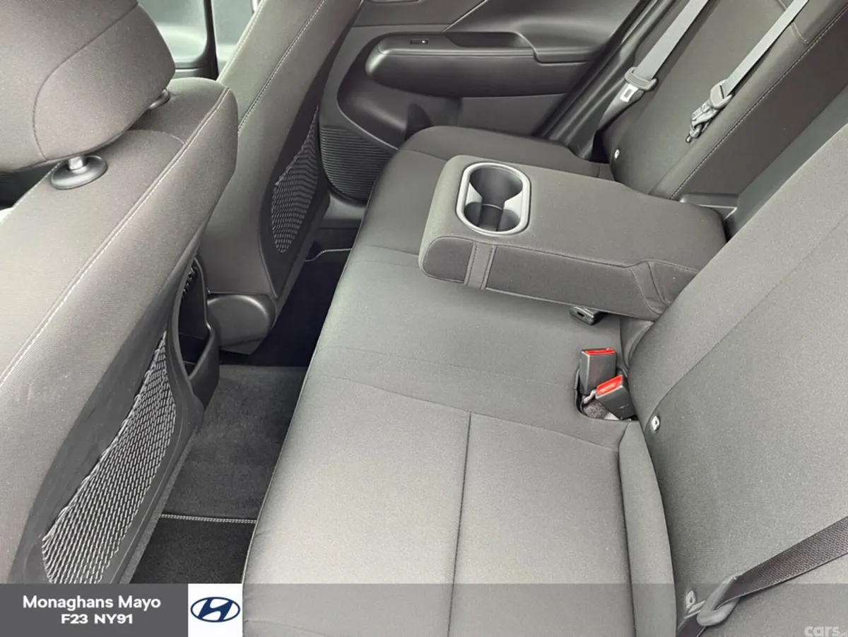 Hyundai KONA MPV, Petrol, 2023, Red
