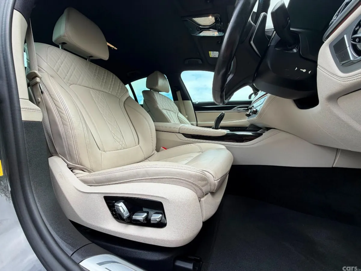 BMW 7-Series Saloon, Petrol Plug-in Hybrid, 2019, Grey