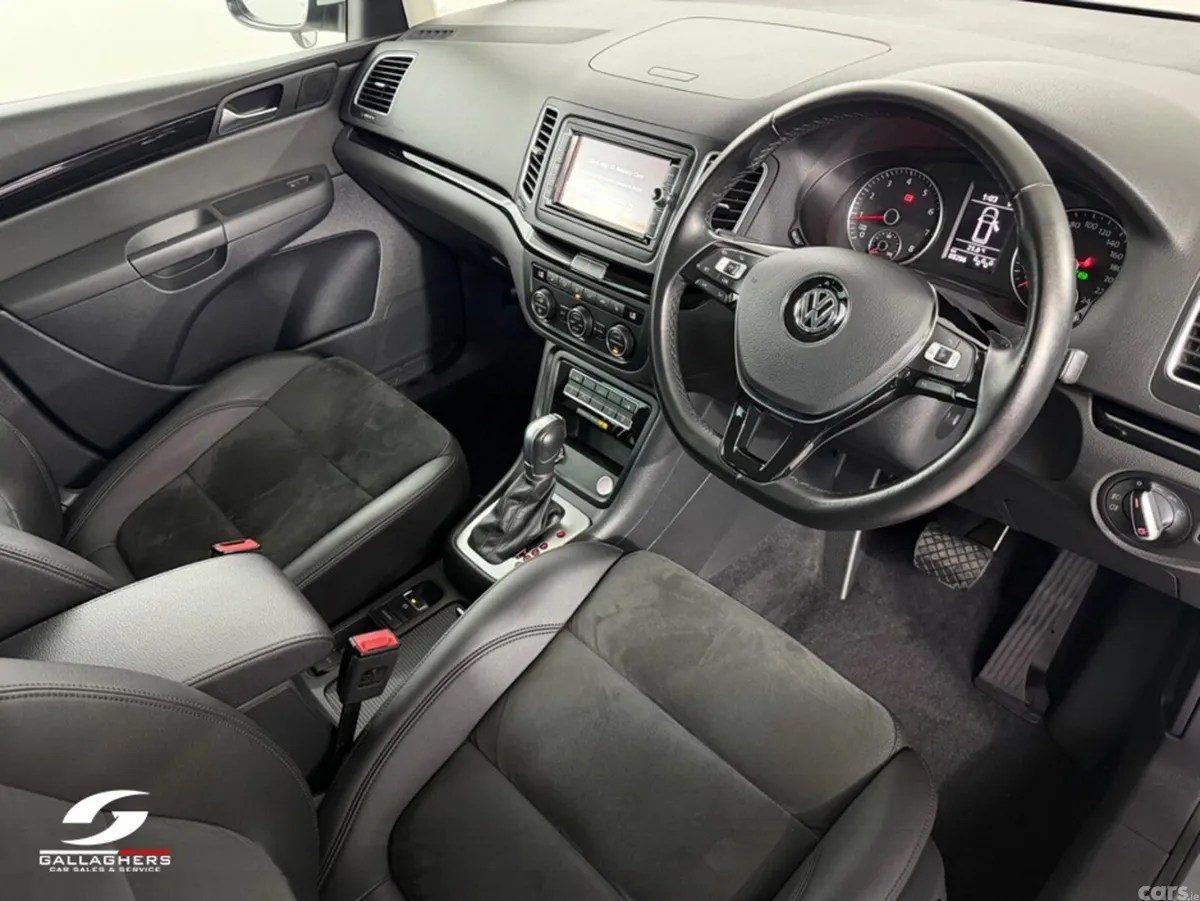 Volkswagen Sharan MPV, Petrol, 2021, White