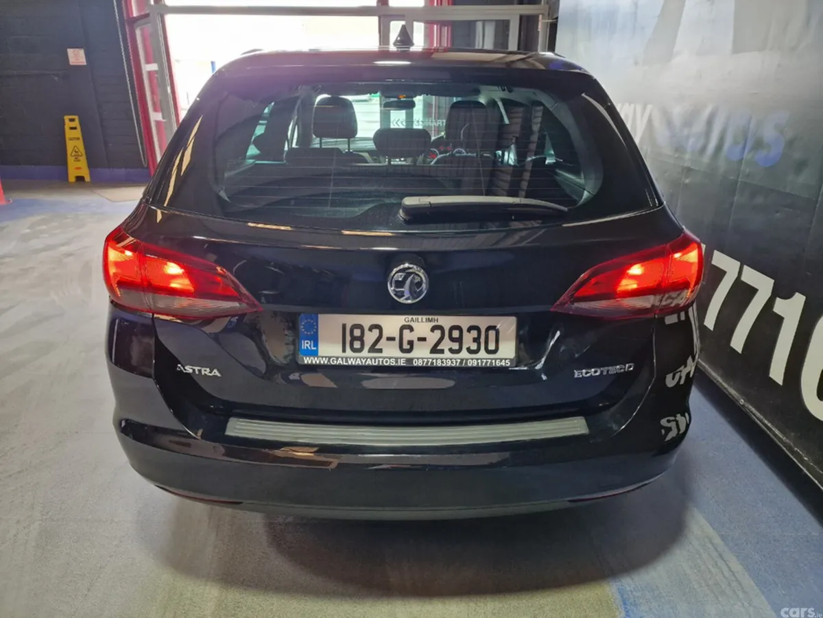 Opel Astra Hatchback, Diesel, 2018, Black