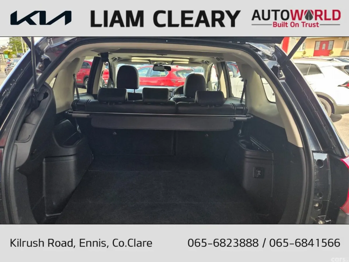Mitsubishi Outlander Estate, Petrol Plug-in Hybrid, 2016, Black