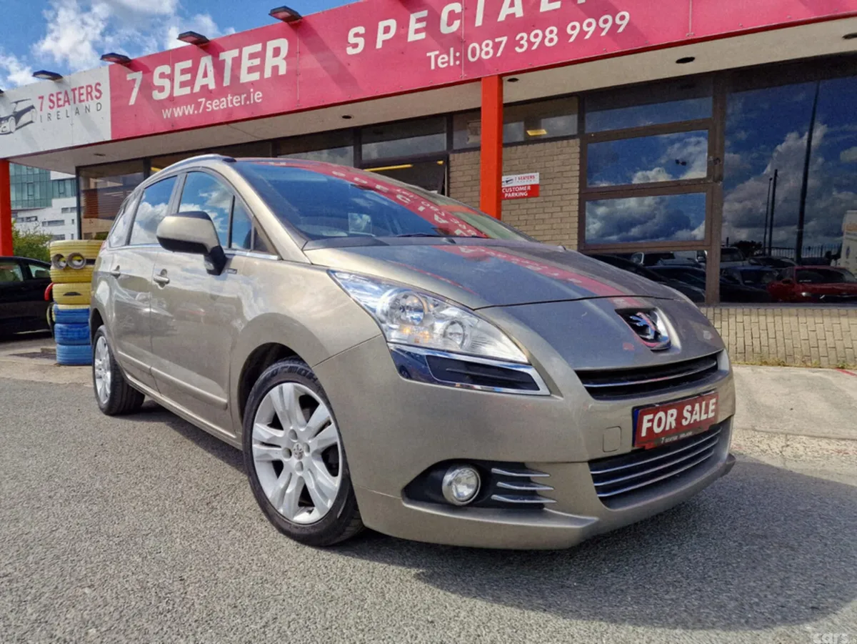 Peugeot 5008 MPV, Diesel, 2013, Grey