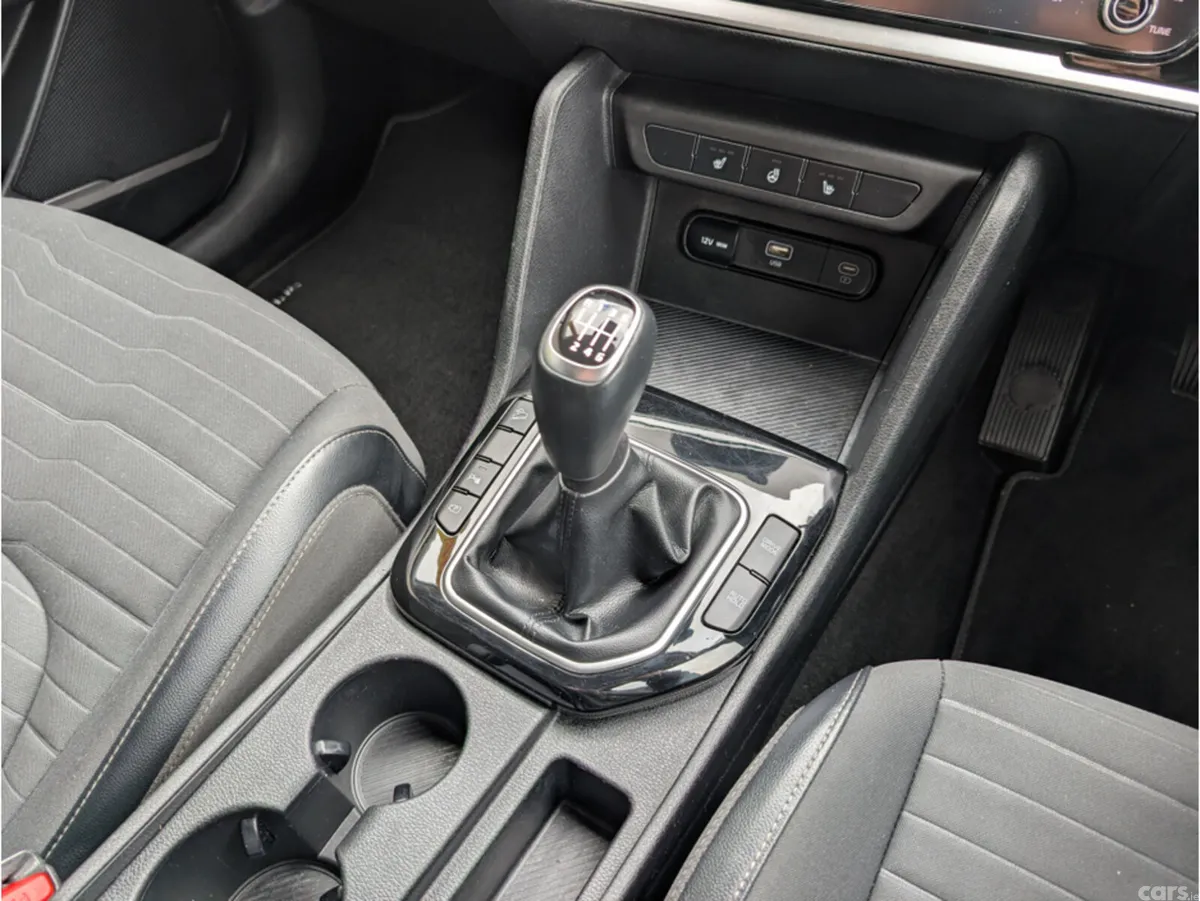 Kia Sportage MPV, Petrol Hybrid, 2023, Grey