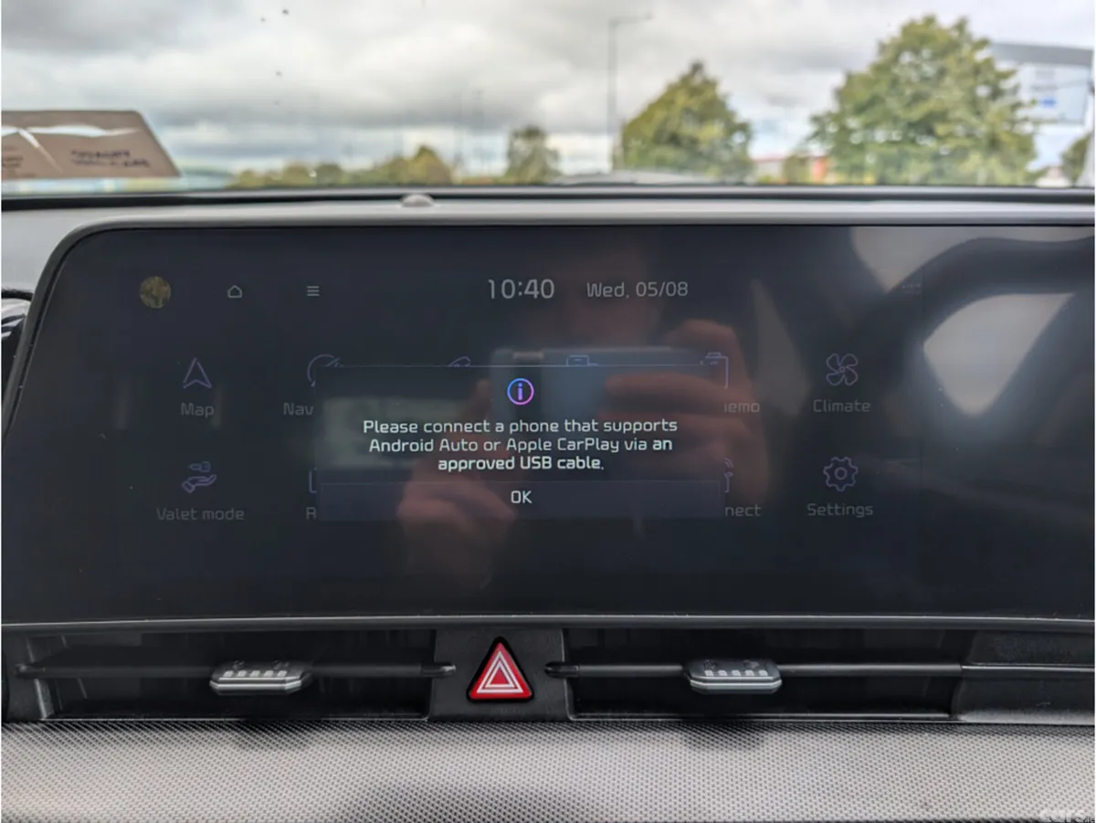 Kia Sportage MPV, Petrol Hybrid, 2023, Grey