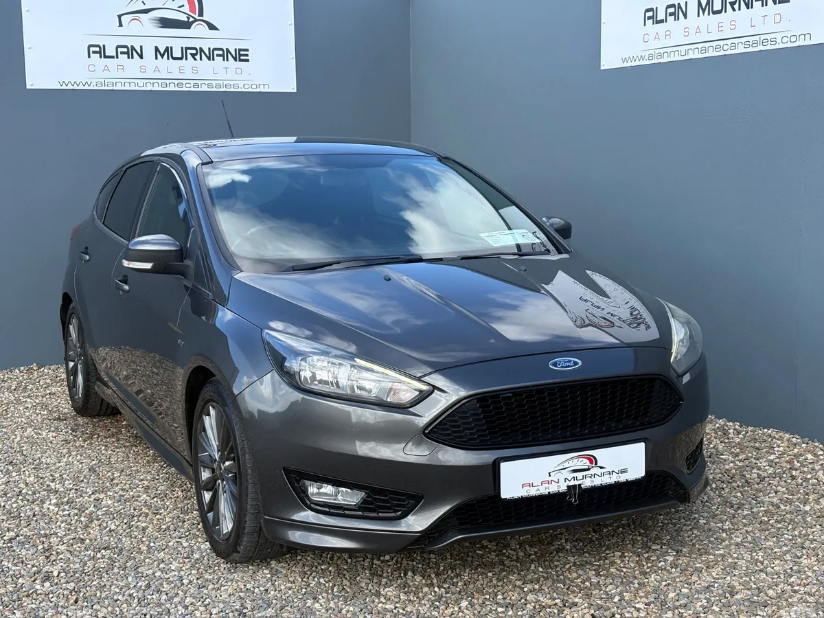 Ford Focus Hatchback, Diesel, 2017, Grey