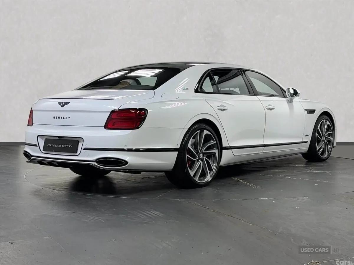 Bentley Flying Spur Saloon, Electric, 2025, White
