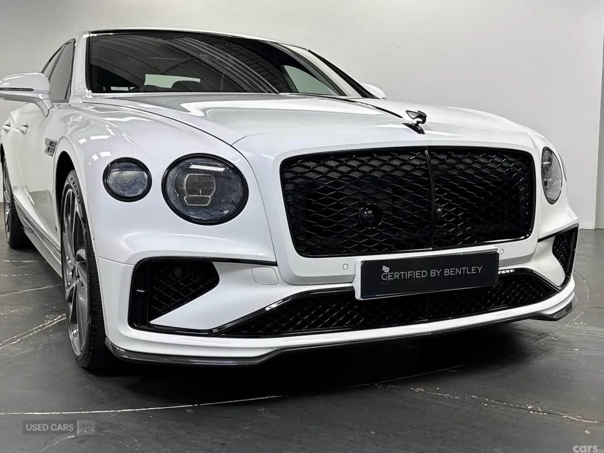 Bentley Flying Spur Saloon, Electric, 2025, White